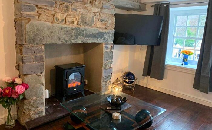 1 Bedroom Apartment To Rent In Bethesda, LL57