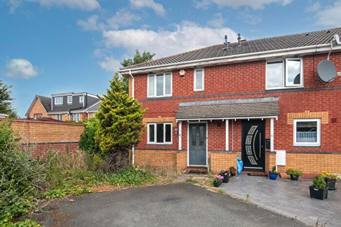 3 Bedroom End Of Terrace House For Sale In Coburg Croft, Tipton, DY4