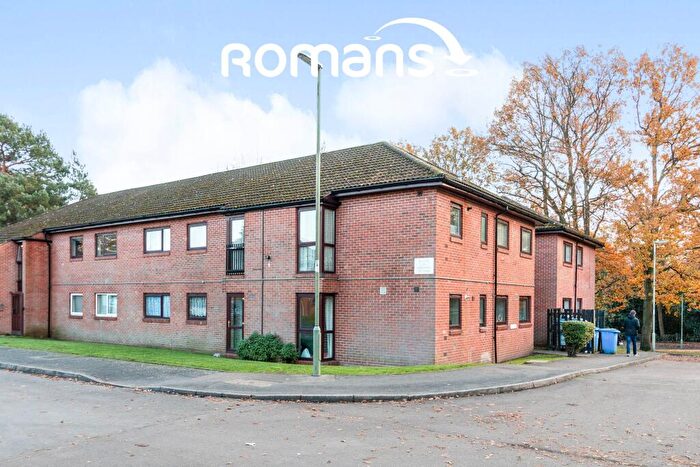 2 Bedroom Flat To Rent In Bruntile Close, Farnborough, GU14