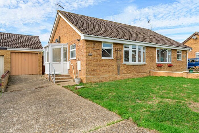 2 Bedroom Semi Detached Bungalow For Sale In Kingswood Avenue, Carlton Colville, NR33