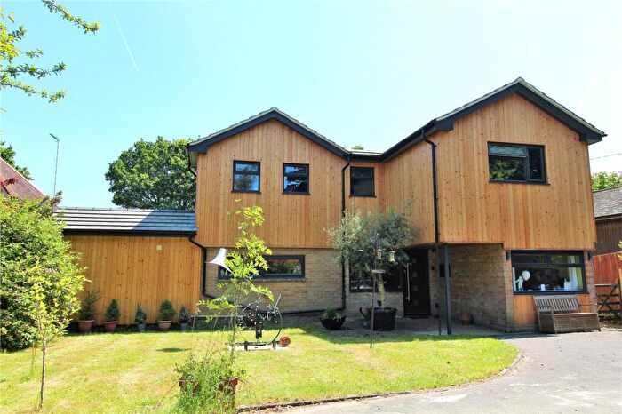 4 Bedroom Semi Detached House For Sale In School Lane, Fittleworth, RH20