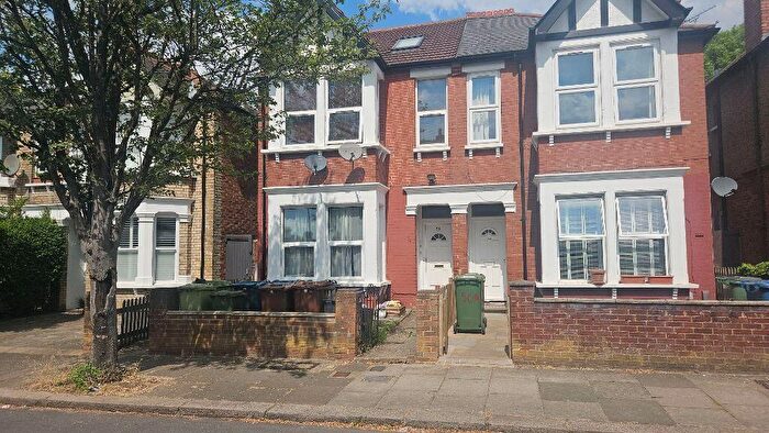 Studio For Sale In Cunningham Park, Harrow, HA1