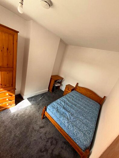 1 Bedroom Flat To Rent In St Leonards Road, Far Cotton, Northampton, NN4