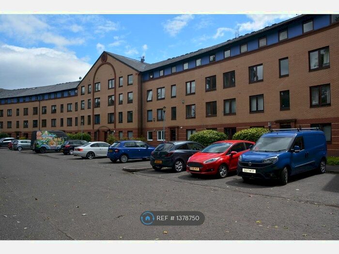 2 Bedroom Flat To Rent In Plantation Park Gardens, Glasgow, G51