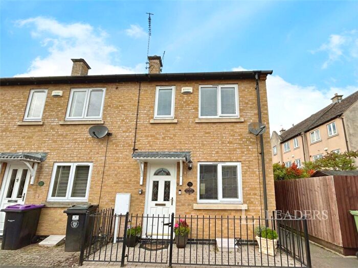 2 Bedroom Terraced House To Rent In Mallard Court, PE9