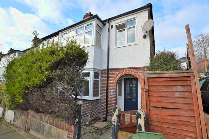 3 Bedroom Terraced House To Rent In Pleydell Avenue, London, SE19