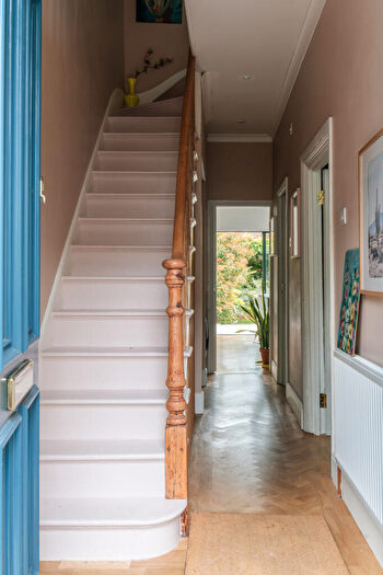 3 Bedroom Terraced House For Sale In Woodlands Road, London, E11