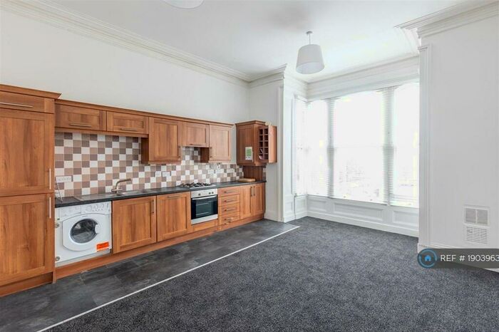 2 Bedroom Flat To Rent In The Oaks, Sunderland, SR2
