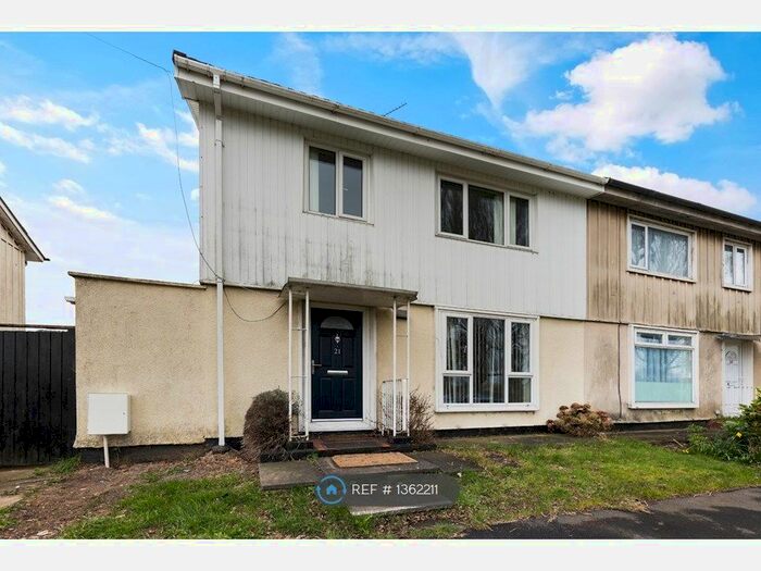 3 Bedroom Semi-Detached House To Rent In Hancock Green, Coventry, CV4