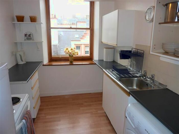 1 Bedroom Flat To Rent In Blair Street, Edinburgh, EH1