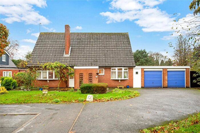 3 Bedroom Bungalow For Sale In Chestnut Drive, Bushby, Leicester, LE7