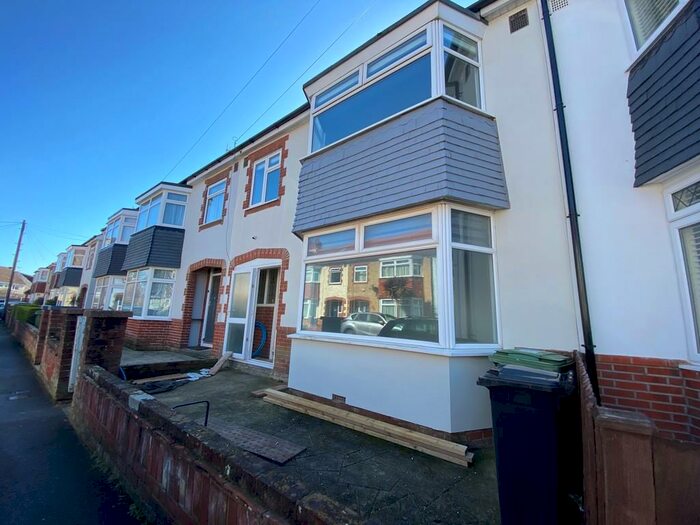 4 Bedroom Terraced House To Rent In Pangbourne Avenue, Drayton, PO6