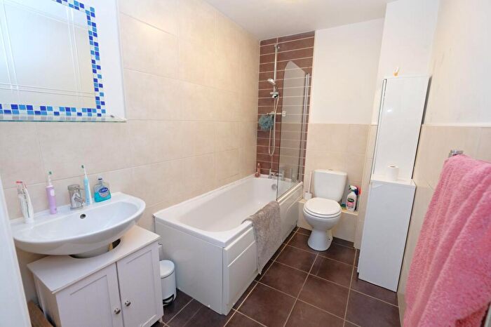 1 Bedroom Apartment For Sale In Monton Road, Eccles, M30