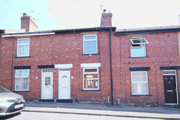 2 Bedroom Terraced House To Rent In Regent Mount, Harrogate, HG1