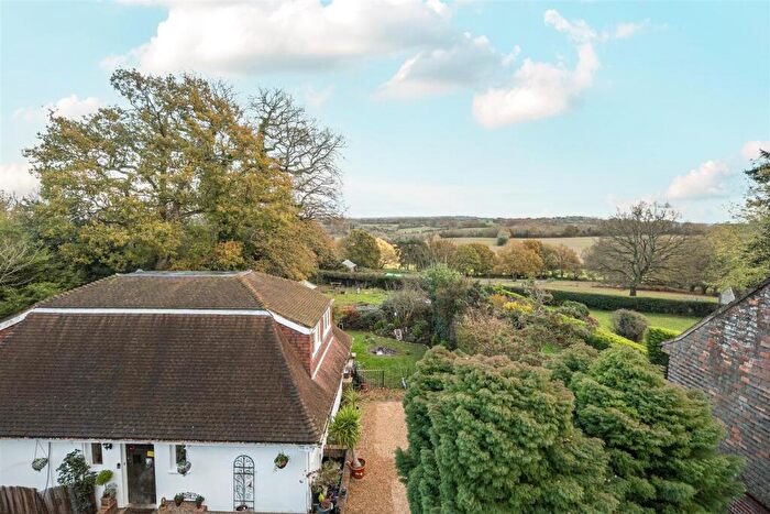 4 Bedroom Detached House For Sale In Hogscross Lane, Chipstead, CR5