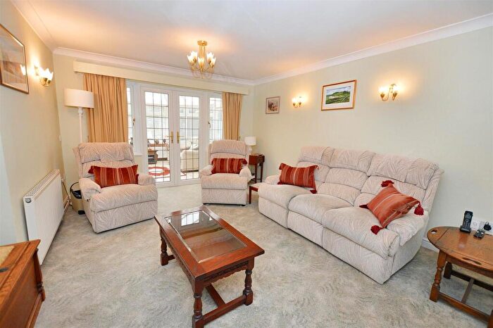 5 Bedroom Detached House For Sale In Trentham Drive, Holt Road, Sheringham, NR26
