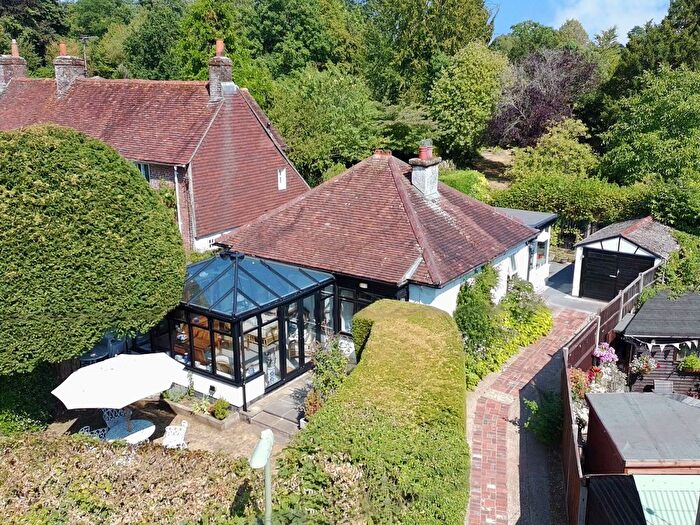 2 Bedroom Detached Bungalow For Sale In Free Street, Bishops Waltham, SO32