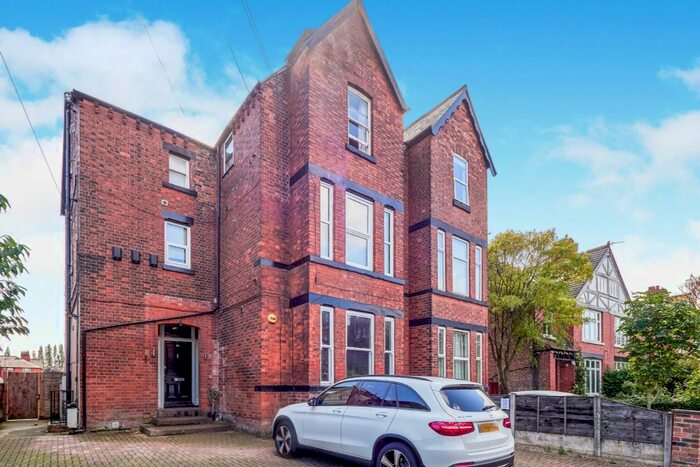 2 Bedroom Flat To Rent In Atwood Road, Manchester, M20