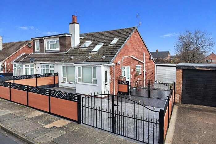 2 Bedroom Bungalow For Sale In Bradda Close, Upton, Wirral, CH49