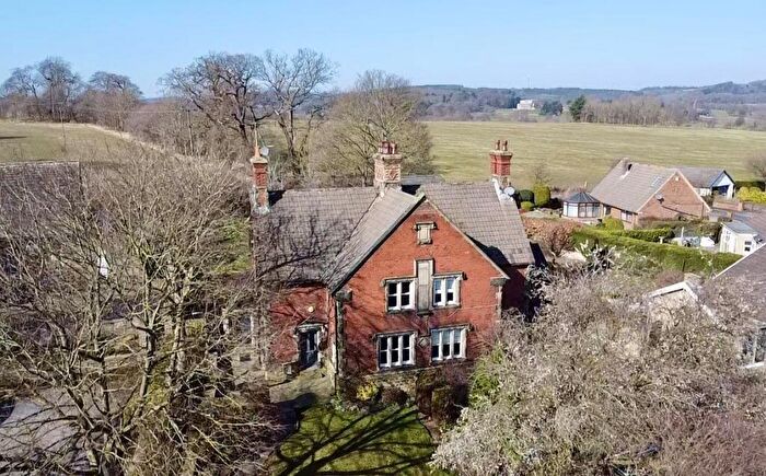 3 Bedroom Semi-Detached House For Sale In Tivy Dale, Cawthorne, Barnsley, S75