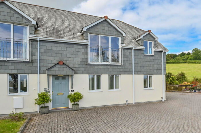 2 Bedroom Flat For Sale In Meadow View, Widegates, Looe, Cornwall, PL13