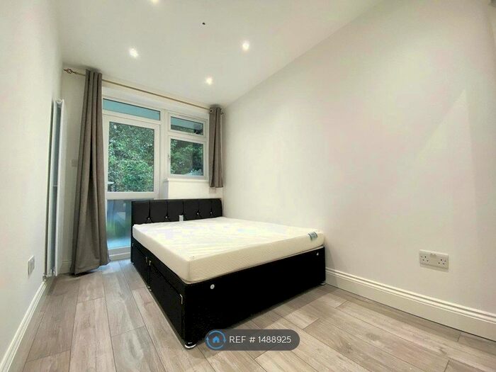 1 Bedroom Flat To Rent In Edgware, Edgware, HA8