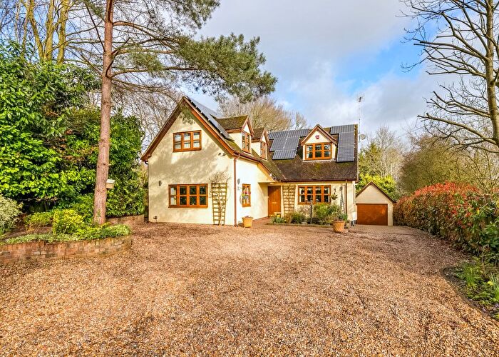 3 Bedroom Detached House For Sale In Mardley Hill, Mardley Heath, Welwyn, Hertfordshire, AL6