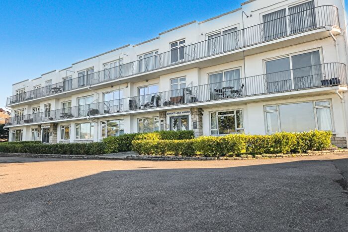 2 Bedroom Flat For Sale In Dorset Lake Manor Sandbanks Road, Whitecliff, BH14
