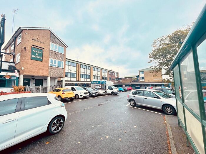 3 Bedroom Flat To Rent In Rossgate, Hemel Hempstead, HP1