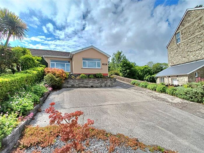 2 Bedroom Bungalow For Sale In Quarella, Bridgend, CF31