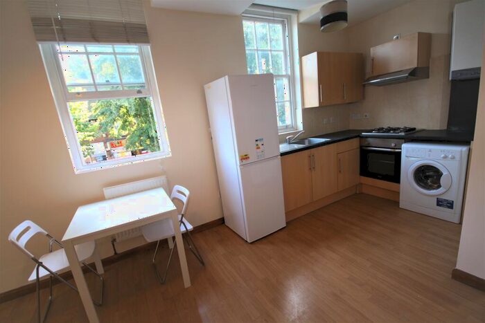 1 Bedroom Property To Rent In London Road, - London Road, Forest Hill, SE23