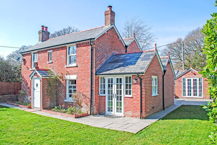 4 Bedroom Detached House For Sale In Bashley Road, Bashley, New Milton, BH25