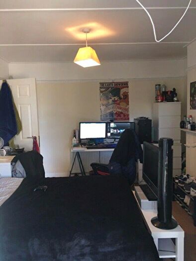 4 Bedroom House To Rent In Filton Avenue, Bristol, BS34