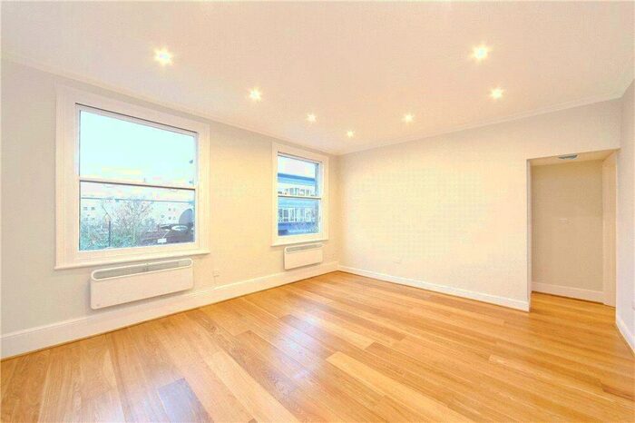 2 Bedroom Apartment To Rent In Chalk Farm Road, Chalk Farm, London, NW1