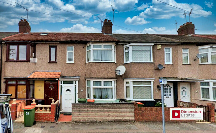 3 Bedroom Terraced House To Rent In Shipman Road, London, E16