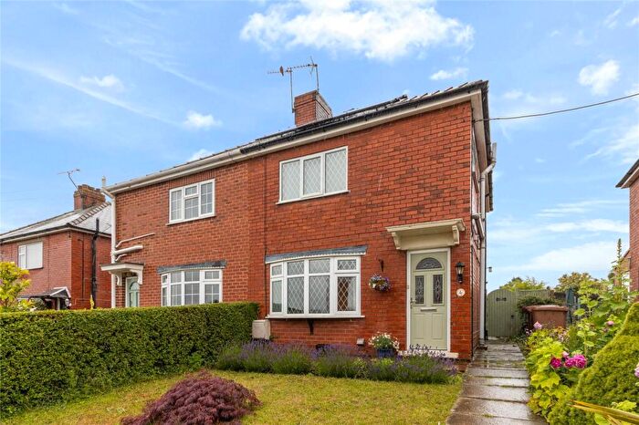 3 Bedroom Semi-Detached House For Sale In South Street, Barnetby, DN38