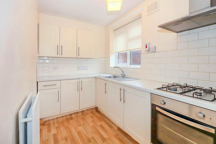 1 Bedroom Flat To Rent In Hordern Grove, Wolverhampton, WV6