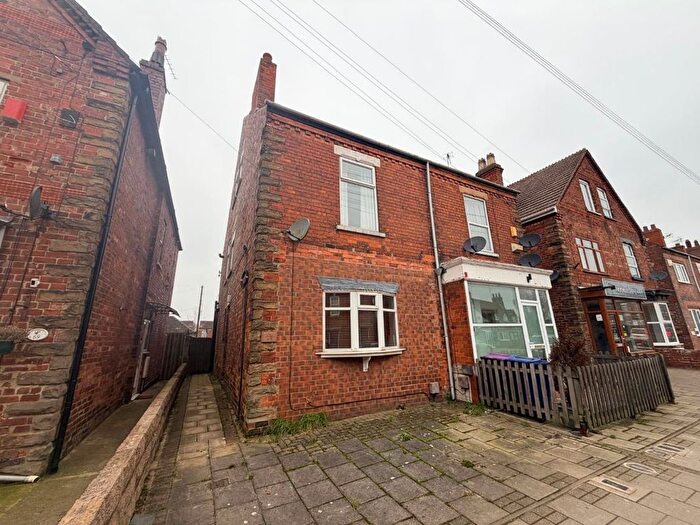 5 Bedroom Semi Detached House For Sale In Church Street, Gainsborough, Lincolnshire, DN21