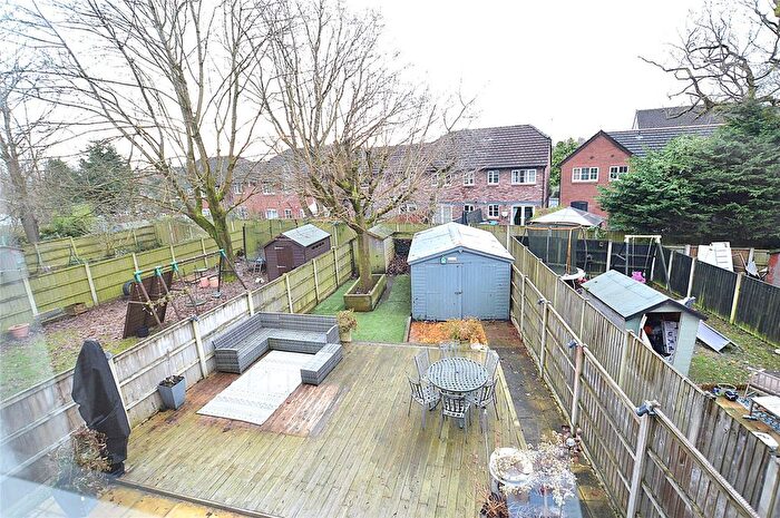 3 Bedroom Terraced House For Sale In Somerset Close, Macclesfield, Cheshire, SK10