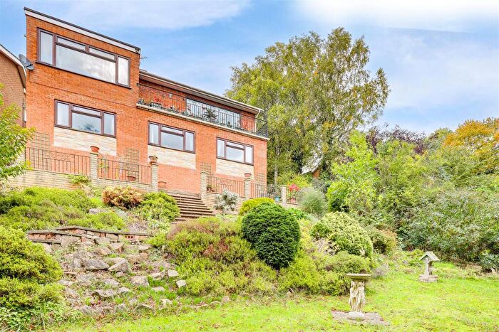 5 Bedroom Detached House For Sale In Foxhill Road, Burton Joyce, Nottinghamshire, NG14