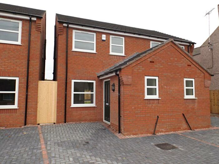 2 Bedroom House To Rent In Albert Street, Stanton Hill, NG17