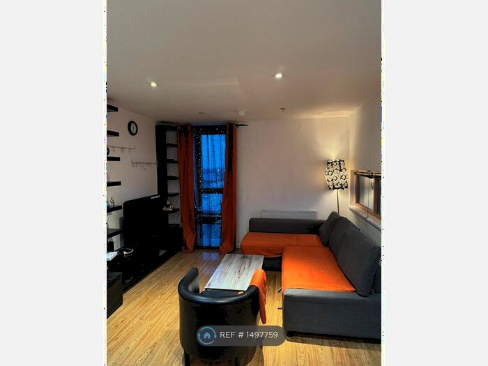 2 Bedroom Flat To Rent In Lemonade Building, Barking, IG11