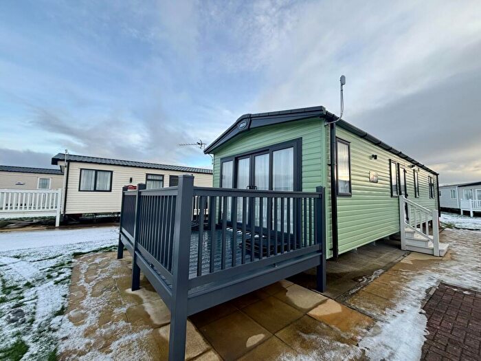 2 Bedroom Park Home For Sale In Amble Links Caravan Park, Amble, Morpeth, Northumberland, NE65