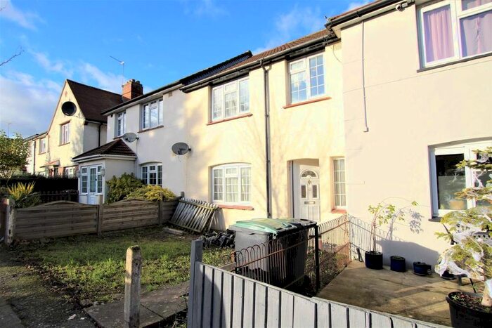 4 Bedroom Property To Rent In Marriott Road, London, N10