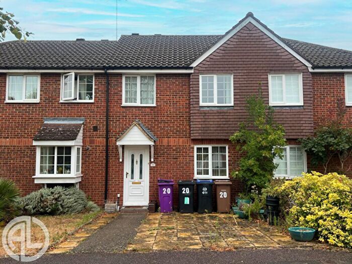 3 Bedroom Terraced House For Sale In Haysman Close, Letchworth Garden City, SG6