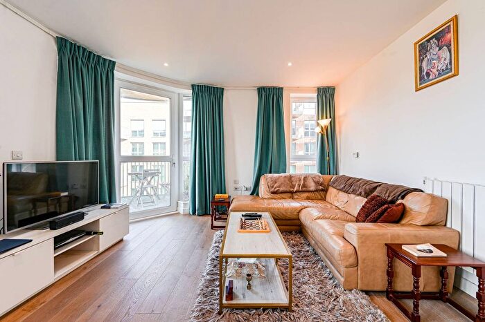 2 Bedroom Flat For Sale In Tudway Road, Kidbrooke, London, SE3