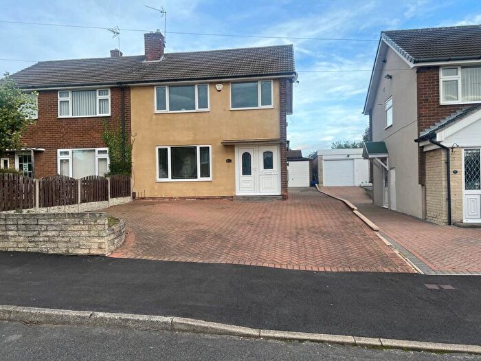 3 Bedroom Semi-Detached House To Rent In Hemmingfield Crescent, Worksop, S81