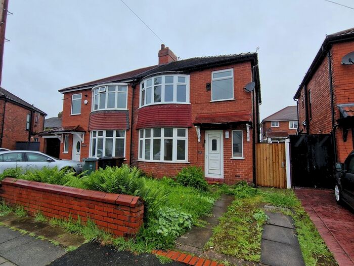 3 Bedroom Semi-Detached House To Rent In Kingston Road, Radcliffe, Manchester, M26