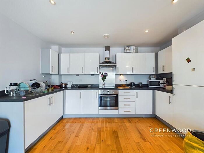 1 Bedroom Apartment To Rent In Quayside Drive, Colchester, Essex, CO2