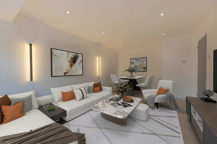 3 Bedroom Detached House To Rent In White Hart Road, Fair Oak, Eastleigh, Hampshire, SO50